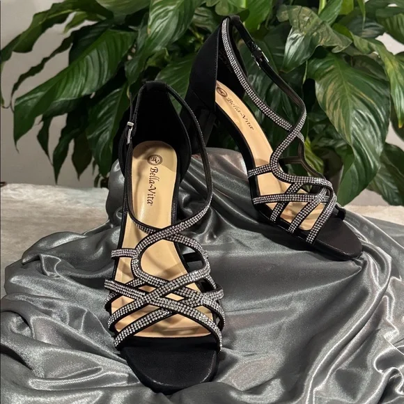 Bella Vita Aliette Black Rinestone Accents Heeled Dress Sandal - Women's 10 WW - Picture 2 of 14